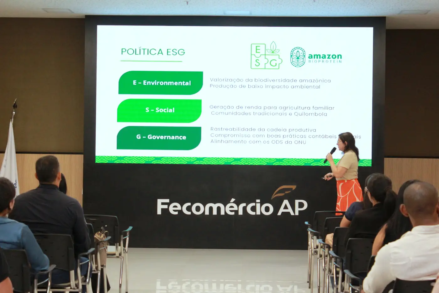 Márcia do Carmo