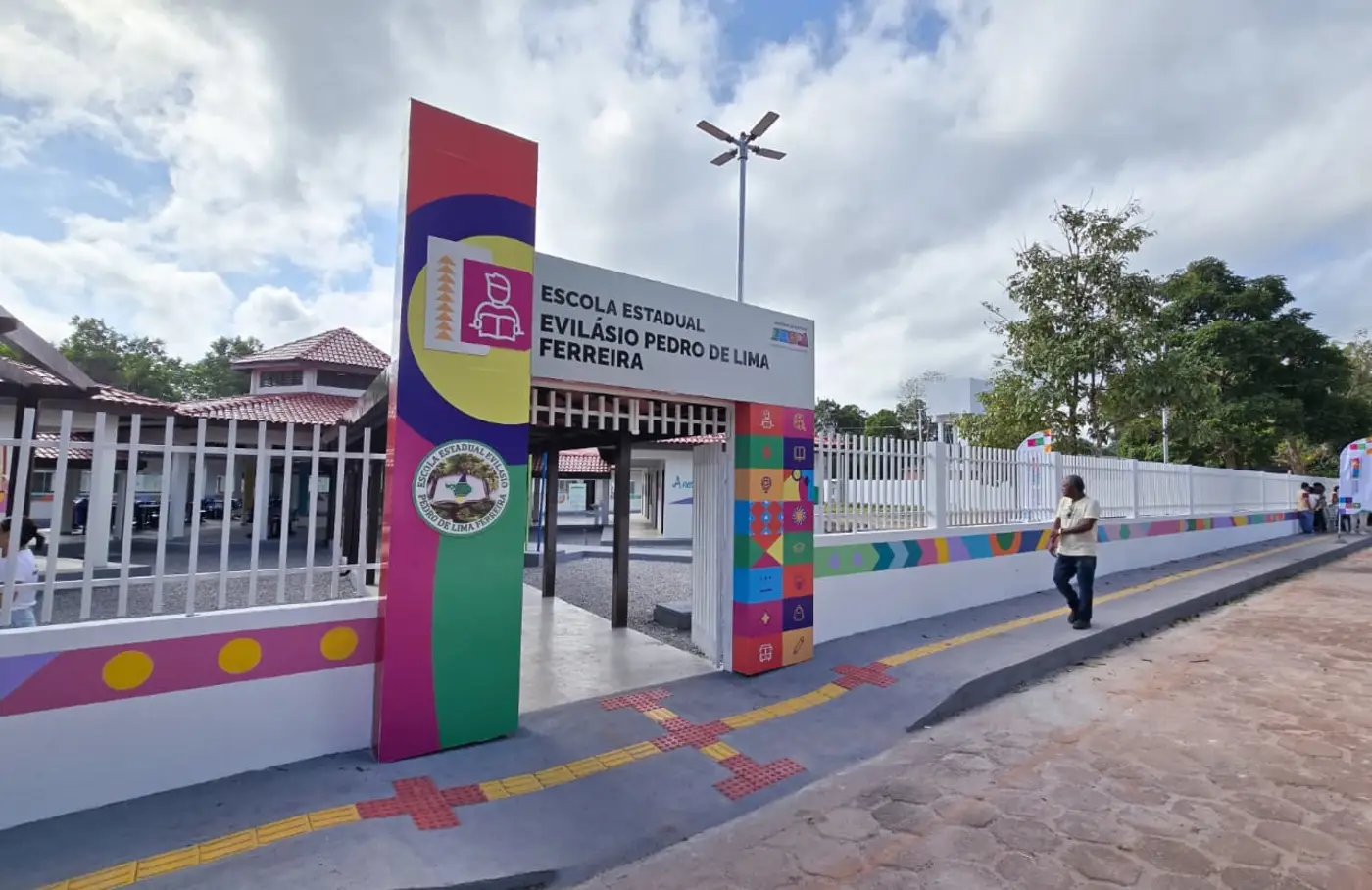 Max Renê