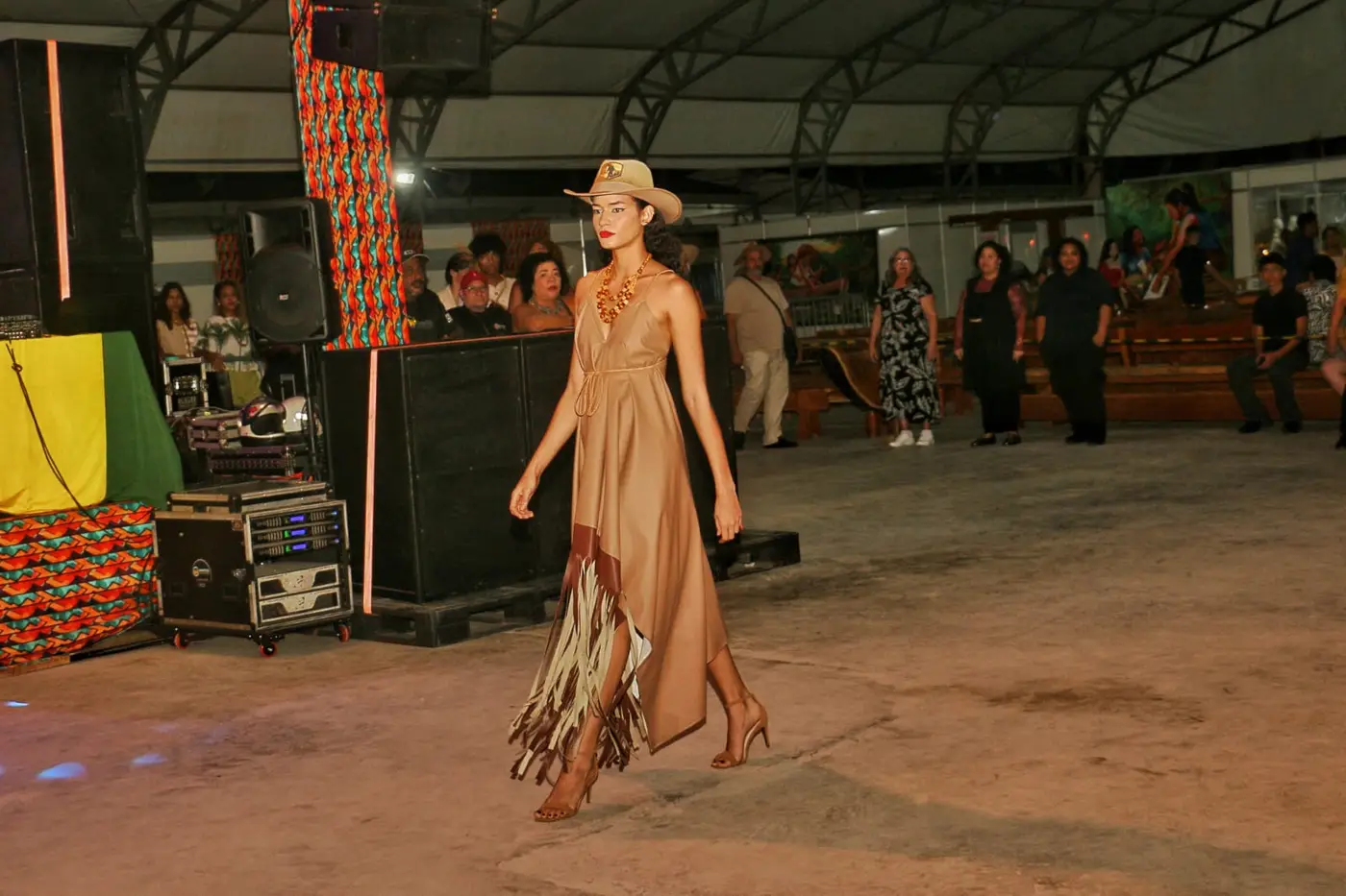 54ª Expofeira do Amapá-Desfile Moda Afro Alternativa