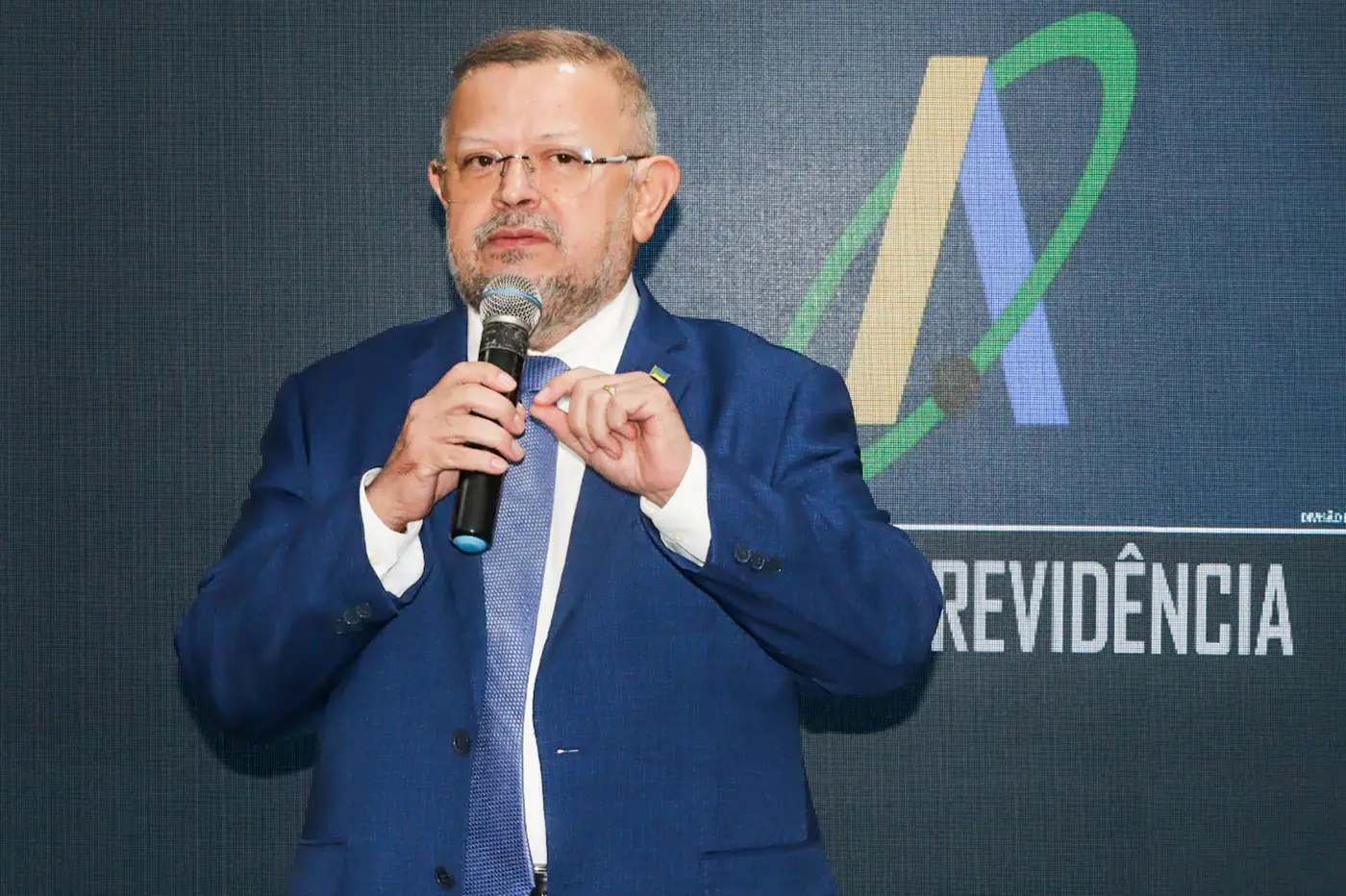 Adriano Monteiro