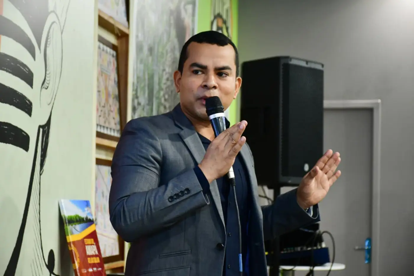 Max Renê