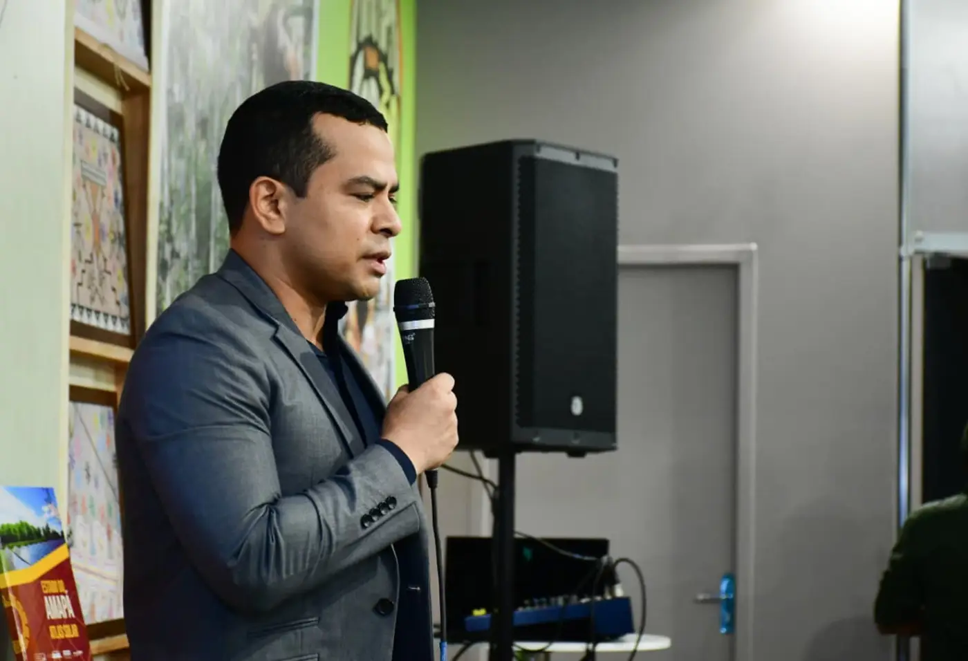 Max Renê