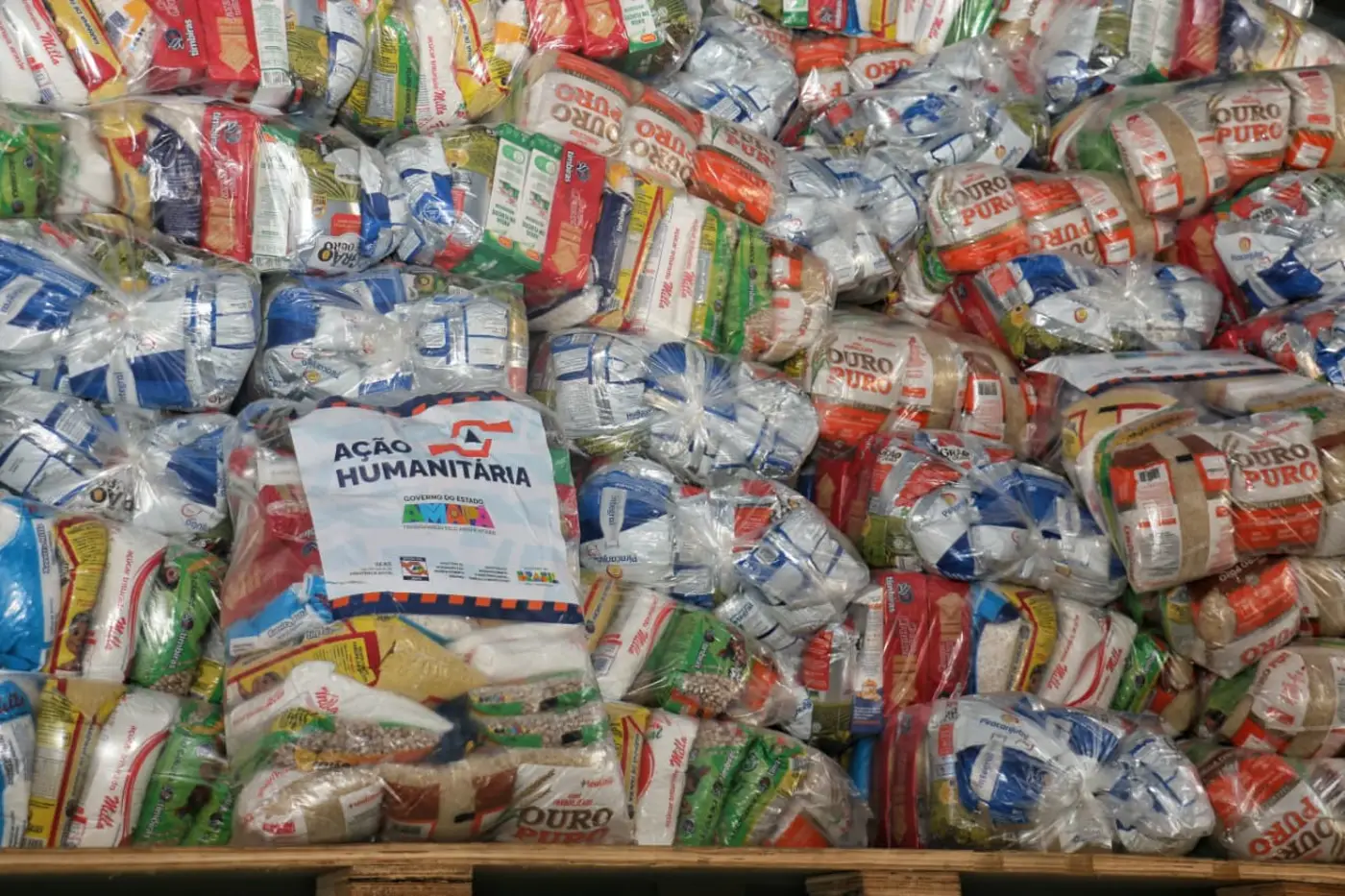 Embarque dos Passageiros e Saída da Balsa para a Ação Humanitária do Bailique