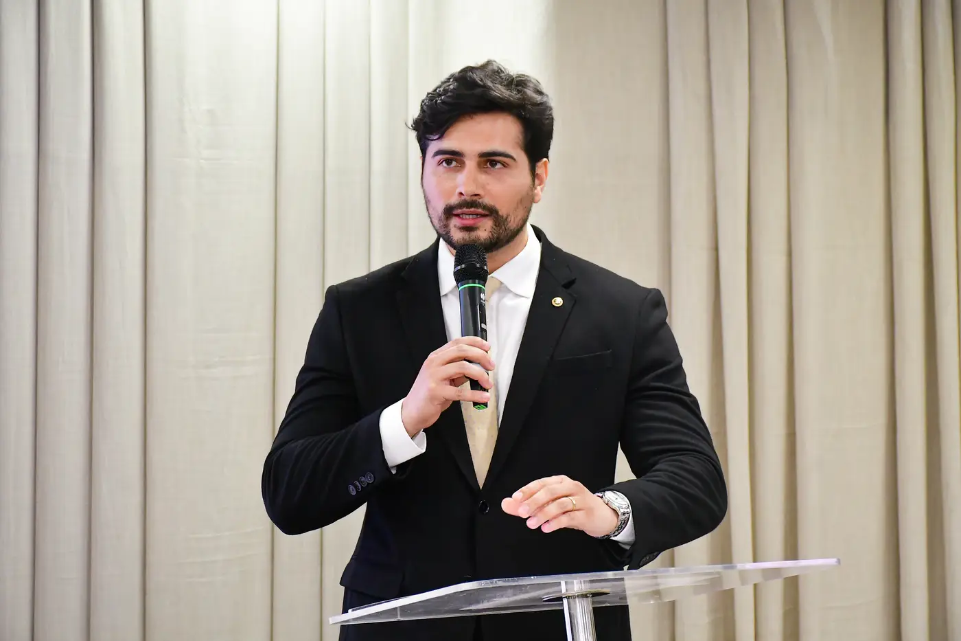 Max Renê