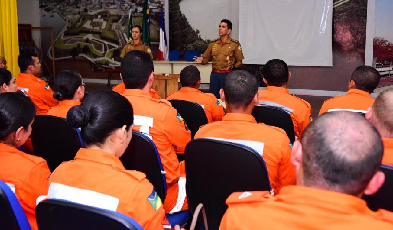 Curso habilita os militares para o cumprimento da legislação que normatiza a segurança contra incêndio e pânico
