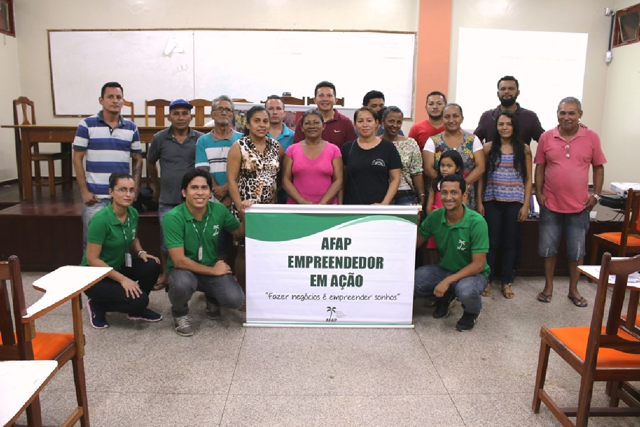 Equipe da Afap recebeu os empreendedores na Escola Estadual Raimunda Virgolino, Zona Sul da capital