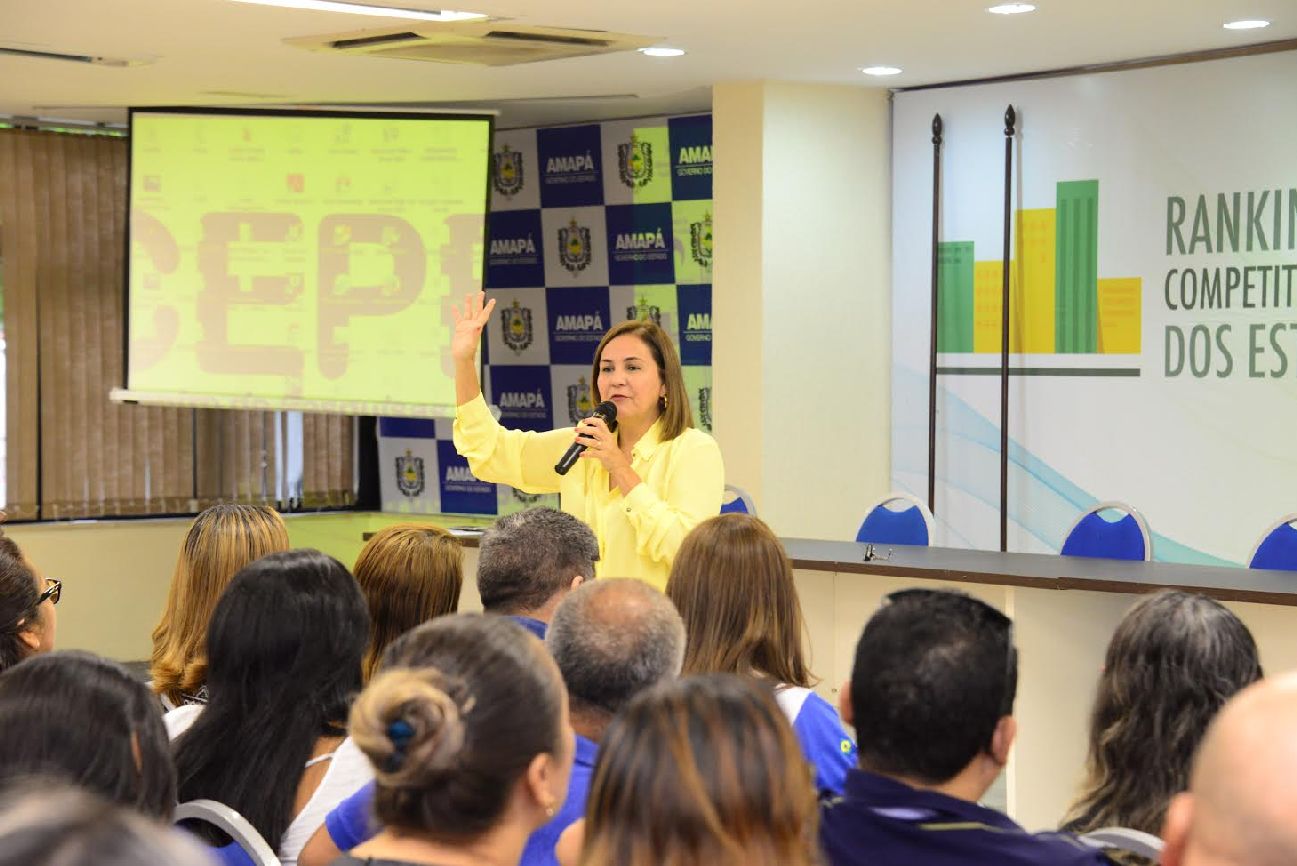 Quase R$ 3 milhões foram depositados para os caixas-escolares visando o início das aulas