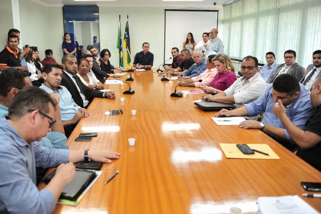 Waldez Góes colocou técnicos do governo à disposição dos prefeitos para tirar dúvidas sobre a divisão do ICMS