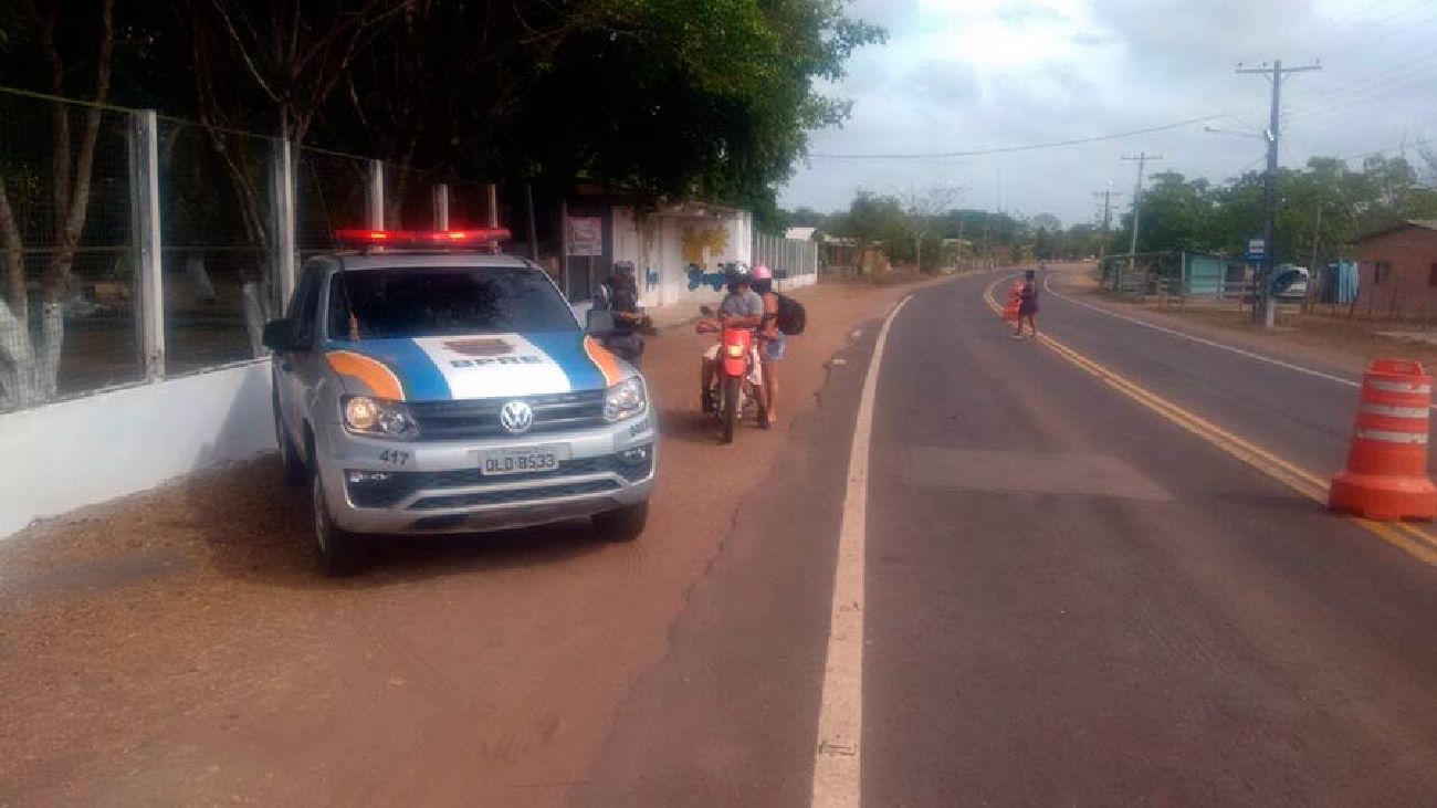 Barreiras foram montadas nas principais rodovias estaduais para garantir a segurança dos condutores e passageiros