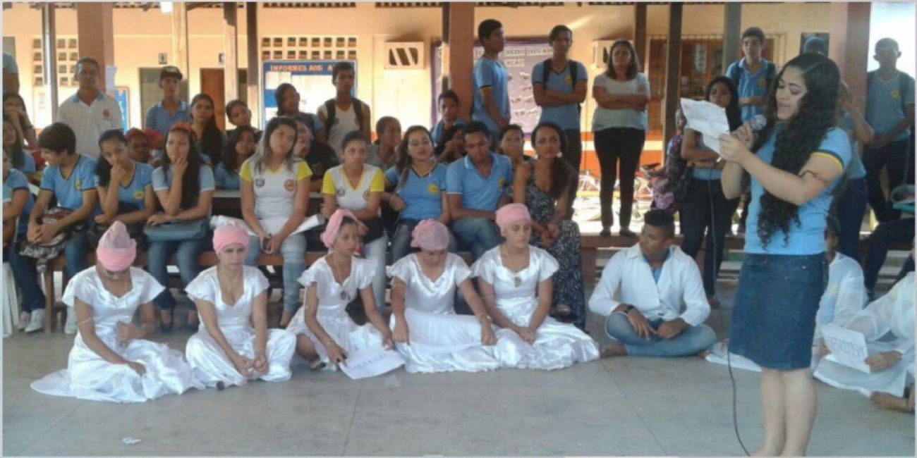 Performances debatem intolerância religiosa, transfobia, discriminação racial, entre outros.