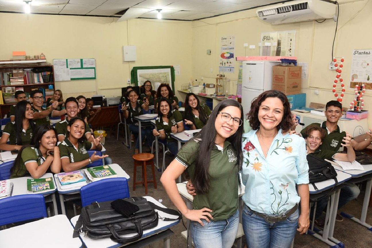 Jhudy Lima foi orientada pela professora Odicéia Almeida, que ganha pelo segundo ano o concurso