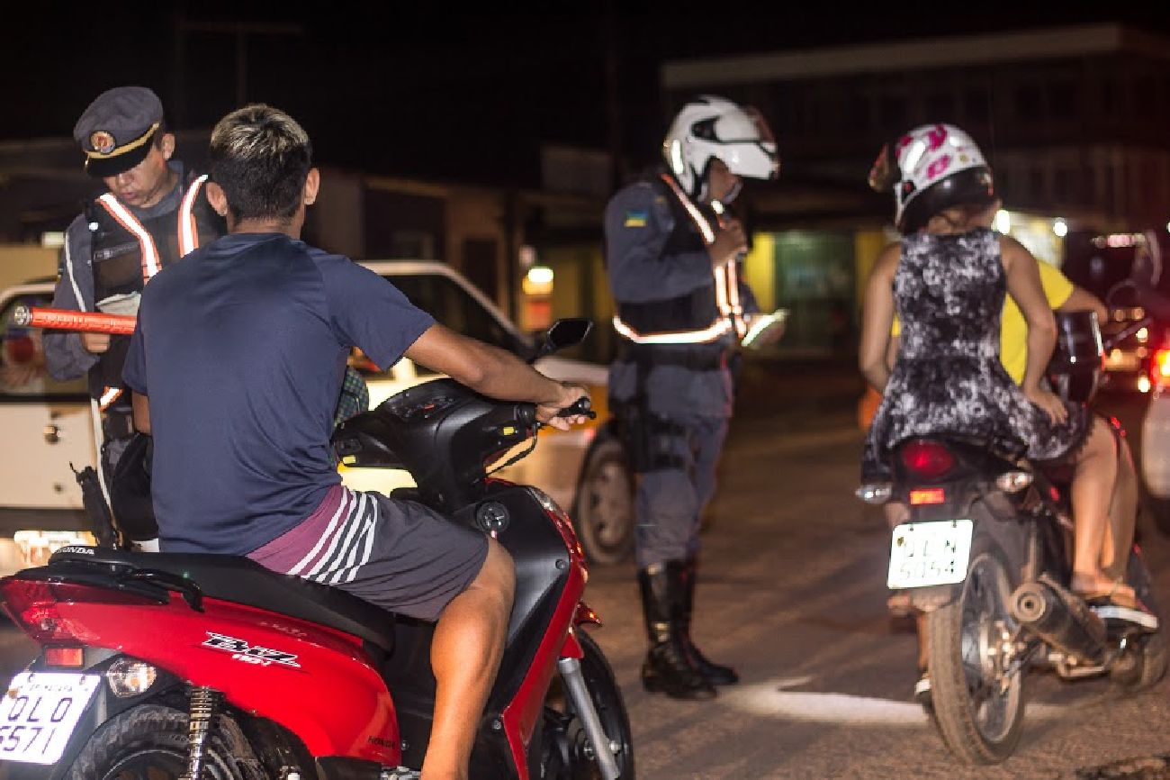 Fiscalizações iniciaram na sexta-feira, com a abertura da quadra carnavalesca