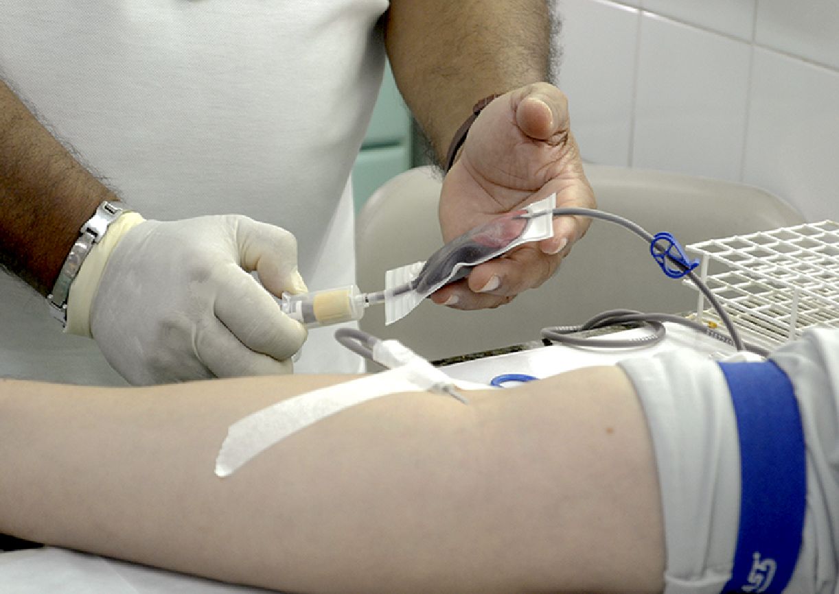Os menores de 18 anos precisam ter autorização dos pais ou responsáveis.