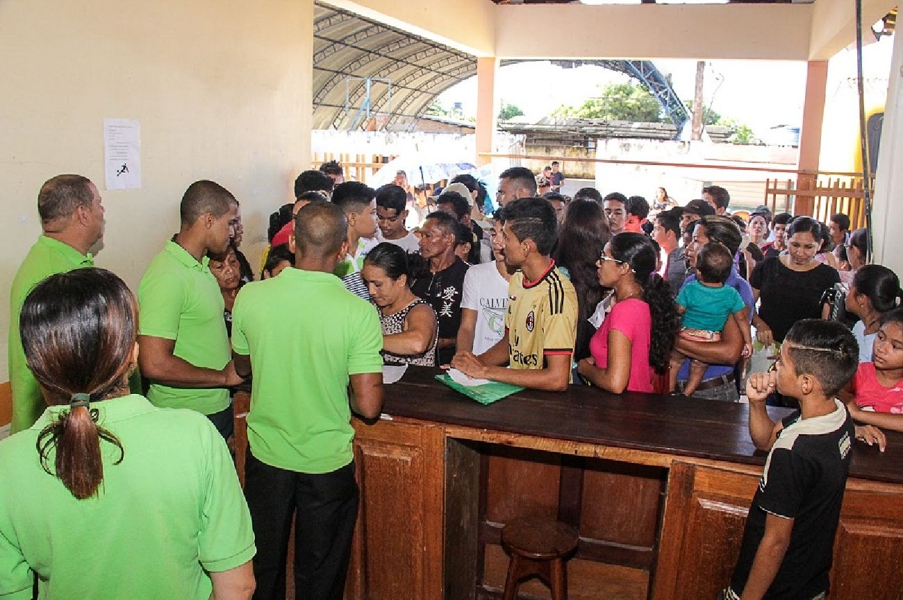 Centenas de pessoas receberam atendimento na ação Governo da Gente em Vitória do Jari