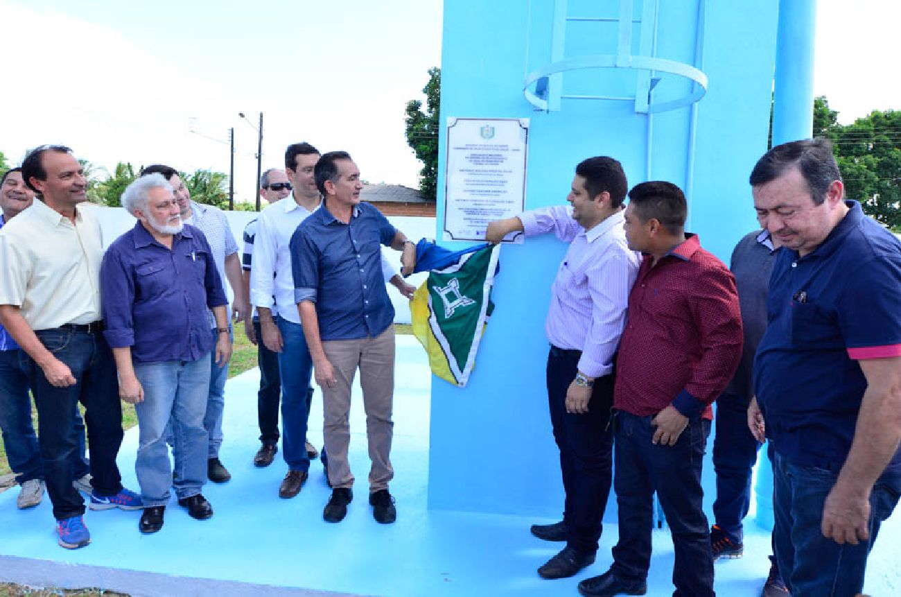 A obra melhorou a captação do sistema, que é formado por três poços, através do aumento da rede de adutoras em mais 128 metros, permitindo uma maior vazão da água.