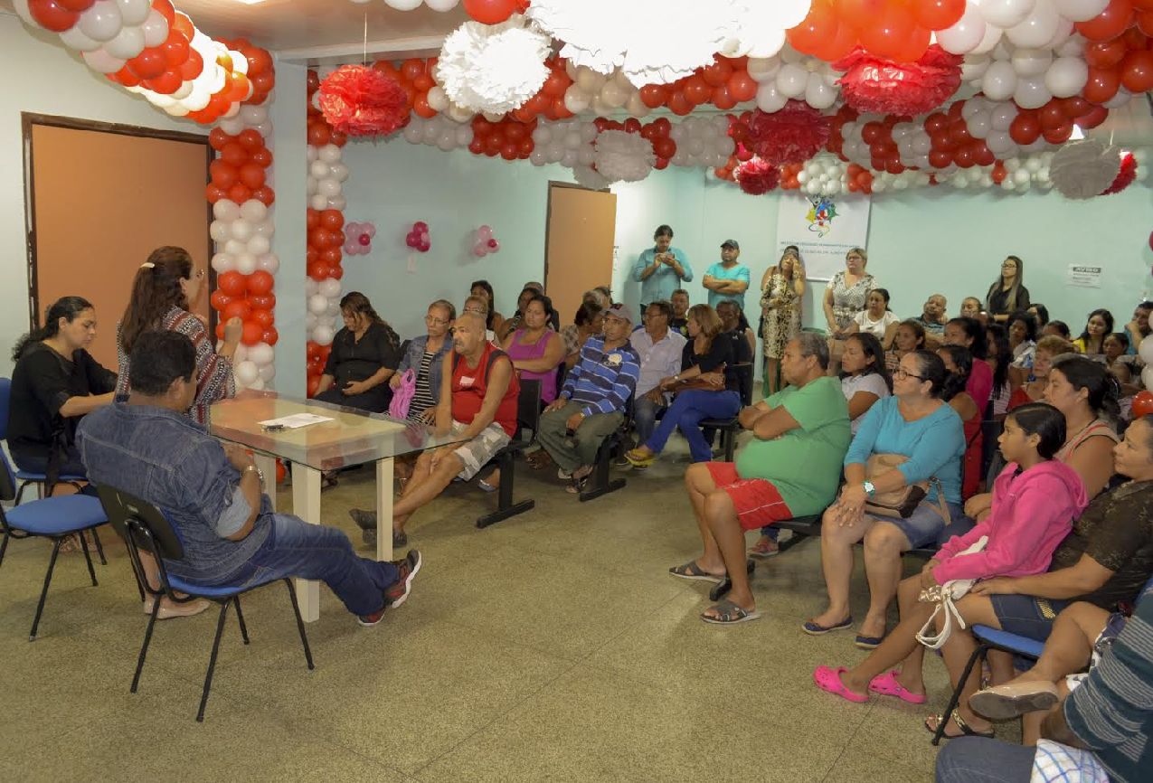 A unidade atende 148 pacientes por dia, divididos em 37 por turno.