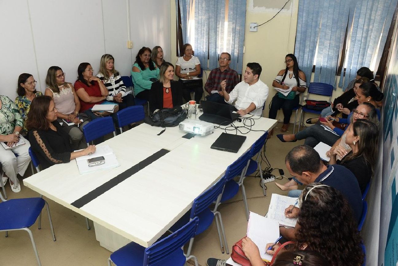 Gestores discutiram sobre o impacto do uso das tecnologias digitais nas escolas