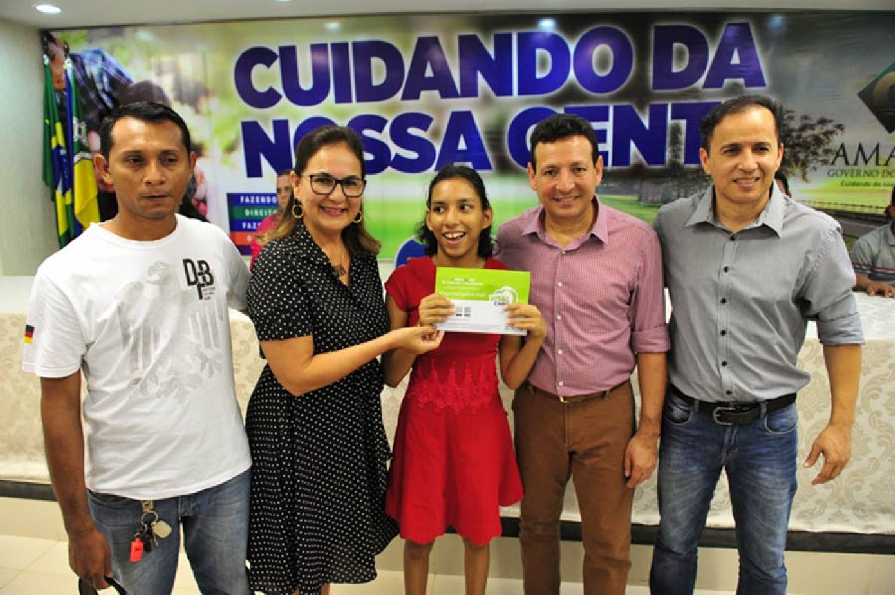 Participação dos atletas e paratletas nas competições foi garantida com as passagens entregues nesta segunda-feira