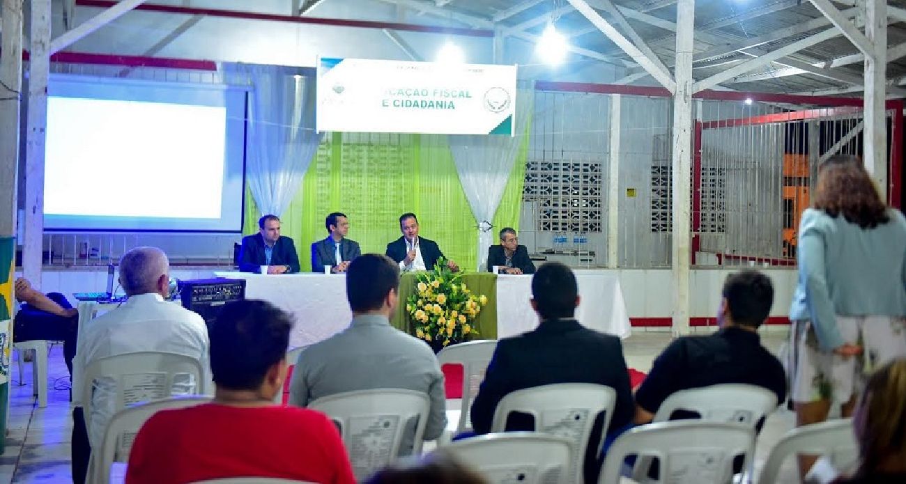 Moradores e empreendedores de Fazendinha participaram do evento
