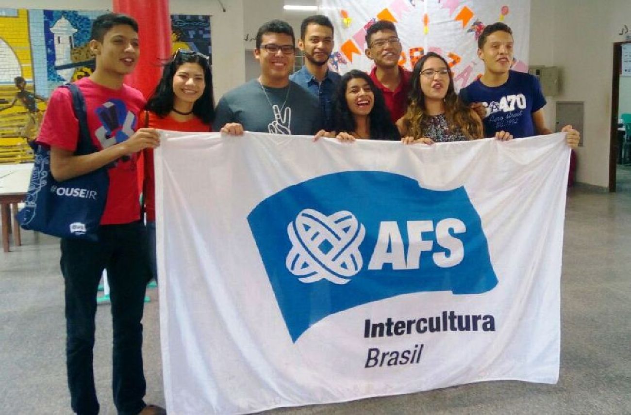 Durante esta semana os jovens viajam para Brasília para dar início ao processo de visto para os Estados Unidos, sob a responsabilidade da Secretaria de Estado de Educação.