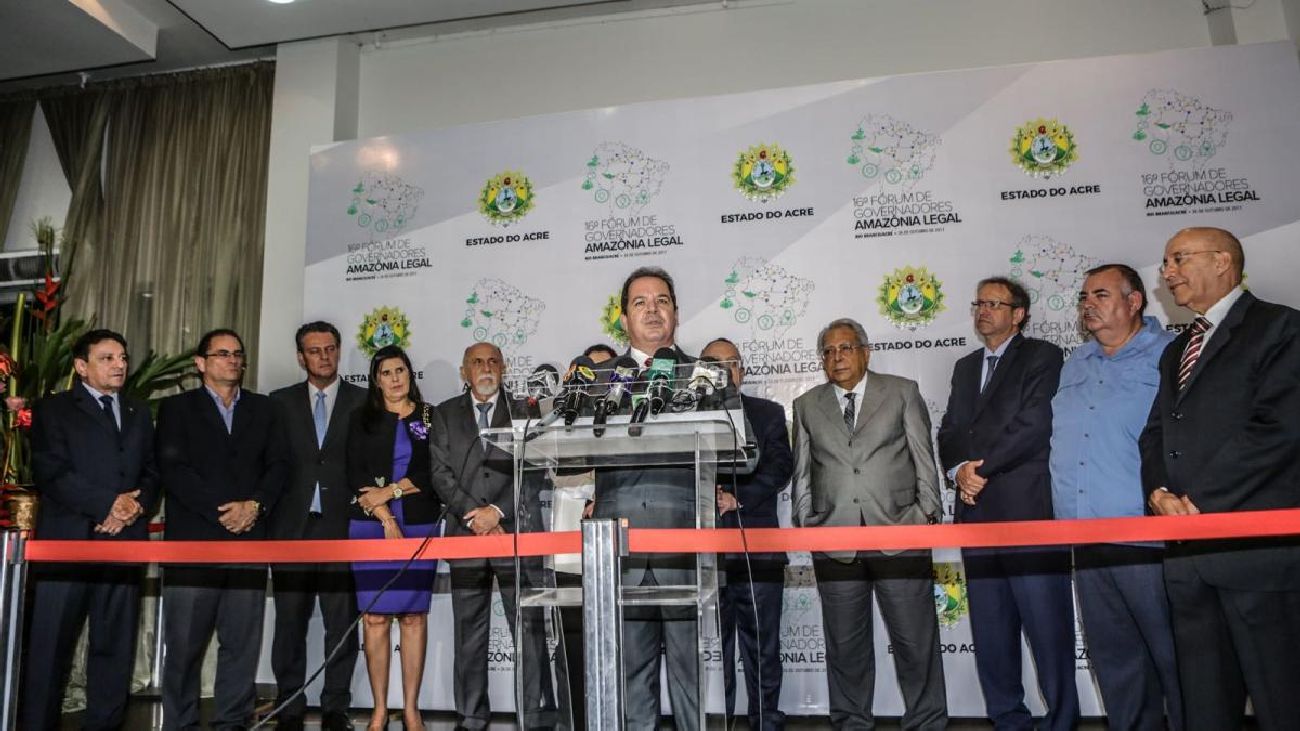 O vice-governador do Amapá, Papaléo Paes, representou os interesses do Amapá no fórum.