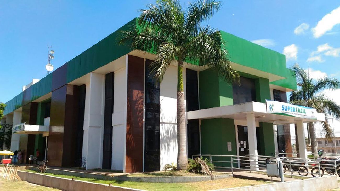 Unidades do Super Fácil estão espalhadas pelo estado e prestam diversos serviços à população