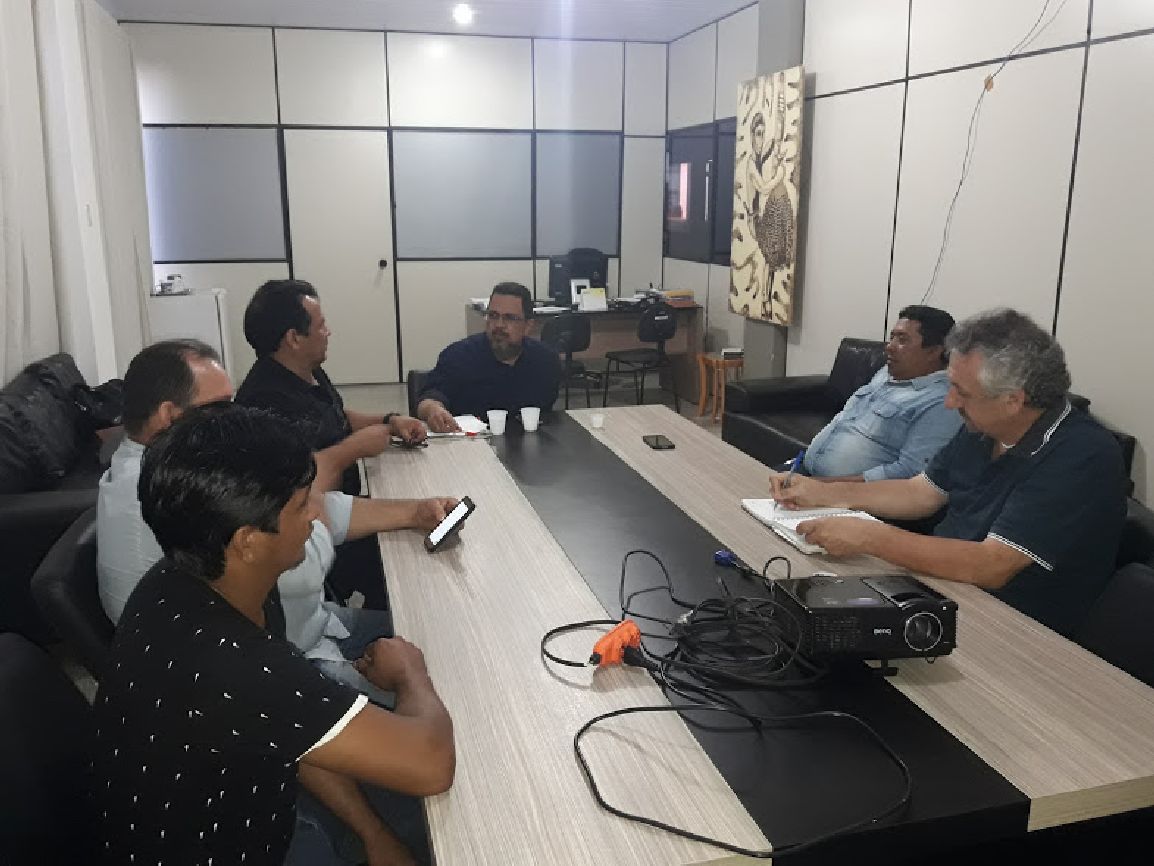 Representantes da Agência Amapá reuniram-se com a equipe da Prefeitura de Mazagão para apresentar as providências e direcionamentos do governo do Estado para a concretização deste empreendimento.