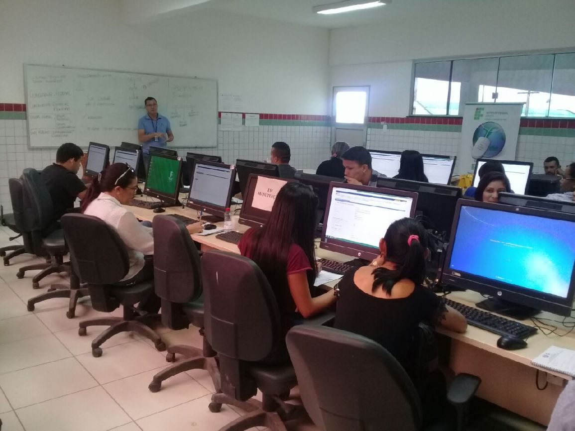 Os 25 participantes fixaram temas referentes a convênios, programas, objetos, metas, etapas, bens e serviços, além da formulação de propostas e captação de recurso federal.