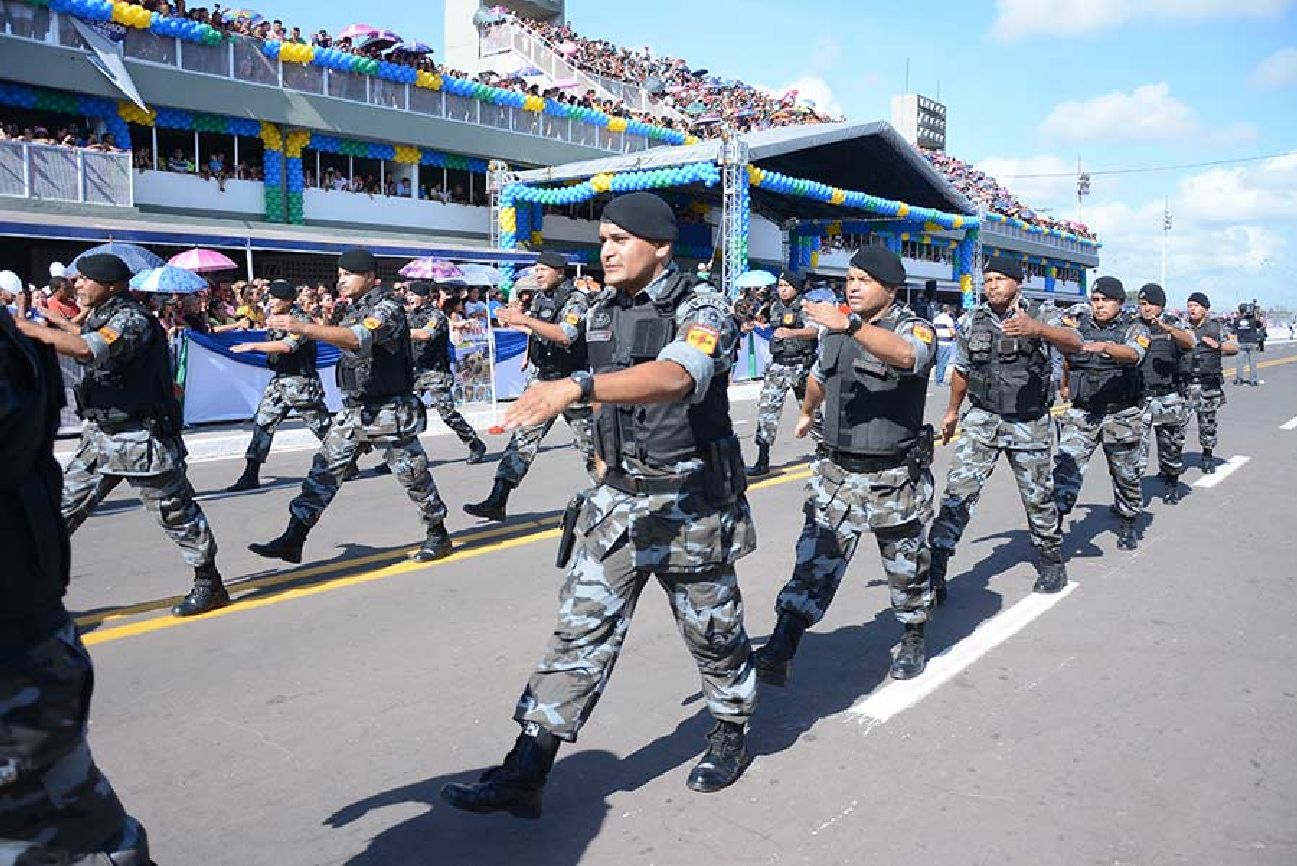 Mais de 670 policiais militares vão desfilar pela Avenida Ivaldo Veras, na próxima quinta-feira