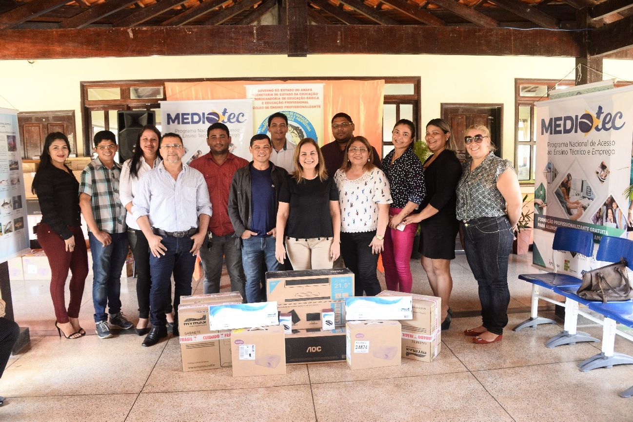 Neste primeiro momento, 20 unidades educacionais foram contempladas, em Macapá, Vitória do Jari, Mazagão e Tartarugalzinho