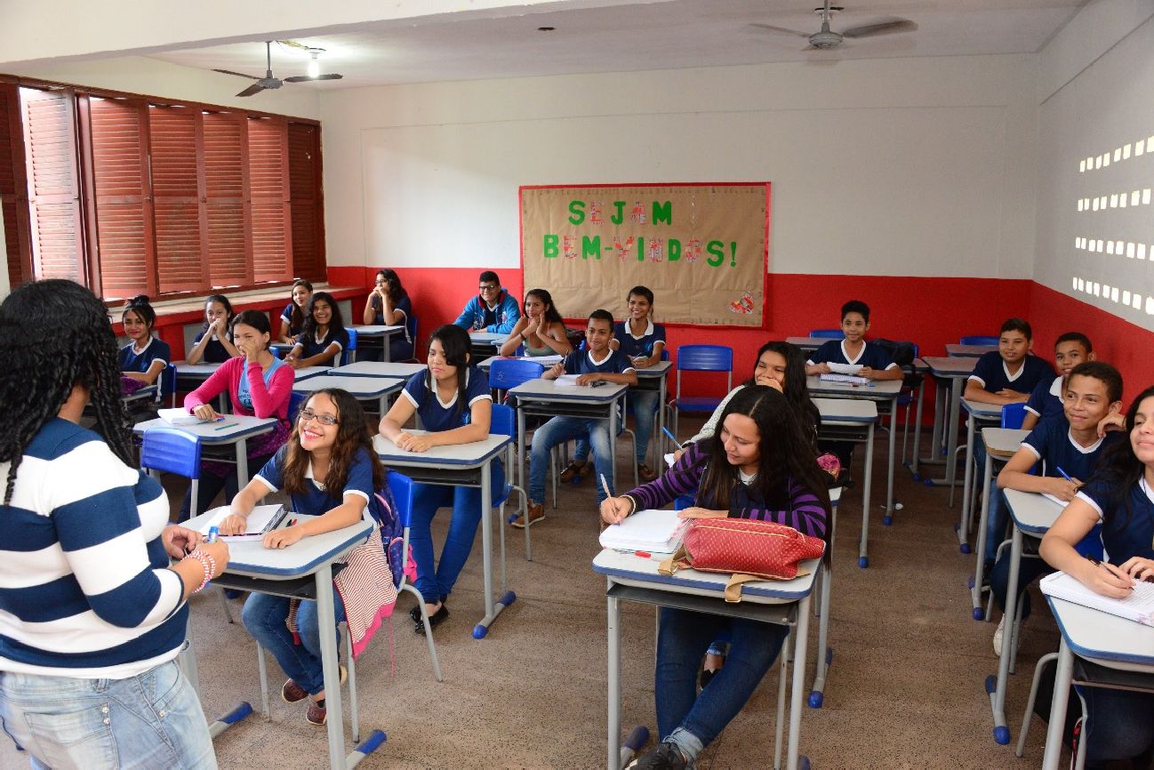 Após a chamada escolar, estudantes devem ficar atentos a pré-matrícula e matrícula, que serão realizadas em janeiro de 2018