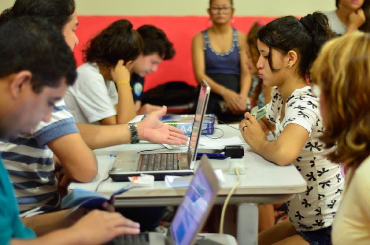 Ainda foram atendidos cerca 55 jovens que não puderam ser inclusos no programa, por não estarem cadastrados ou com dados desatualizados no CadÚnico