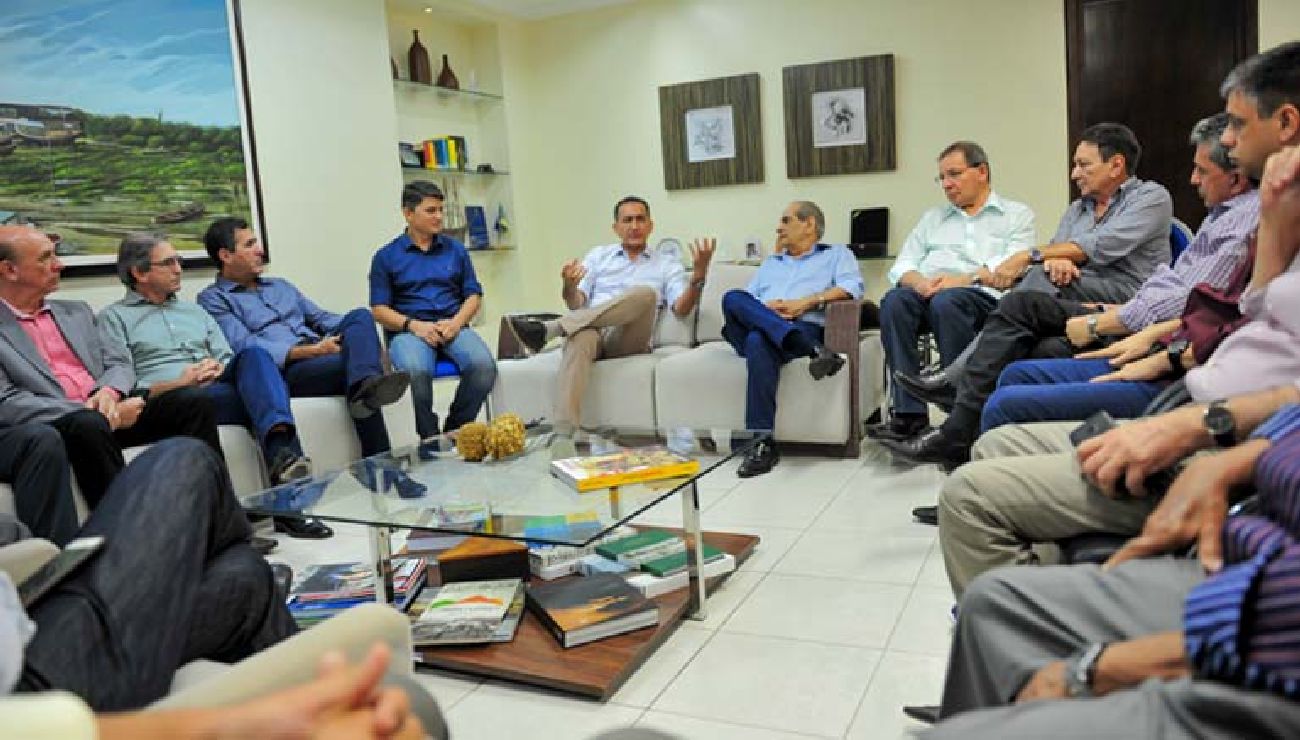 Governador Waldez recebeu, no Palácio do Setentrião, os representantes dos estados que estão em Macapá para participar do Fórum