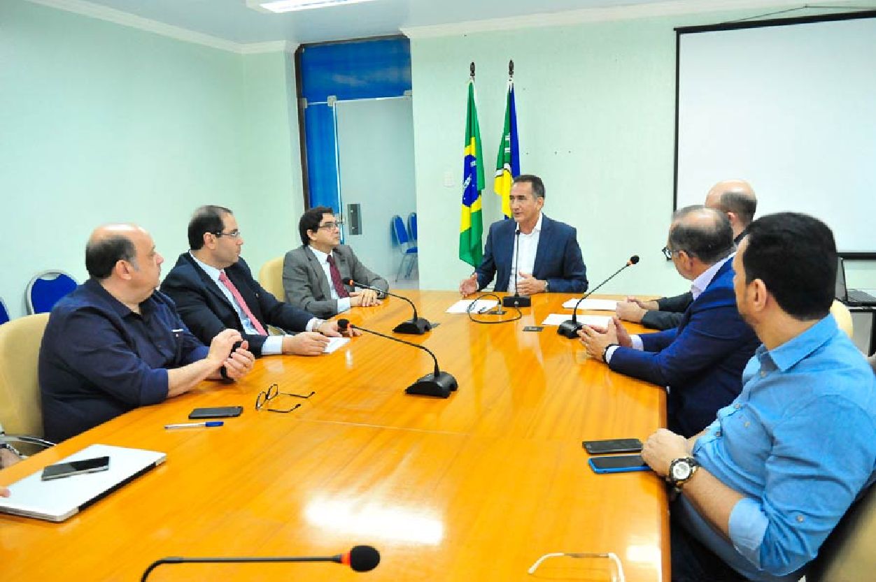 Governador Waldez Góes presidiu a reunião do Conselho, que definiu os valores a serem repassados ao Executivo, Legislativo, Ministério Público e Tribunal de Contas