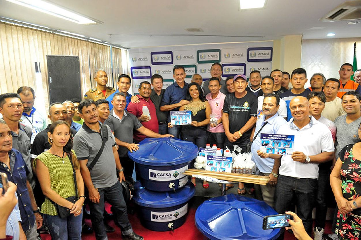 Solenidade de entrega dos kits ocorreu nesta segunda-feira, 19, no Palácio do Setentrião