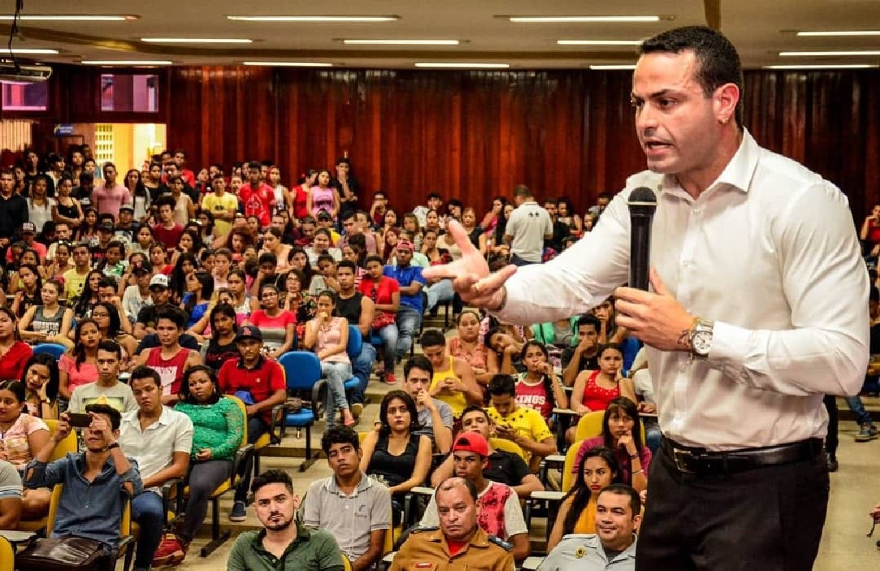 Secretário Extraordinário de Políticas para a Juventude, Pedro Filé, adiantou que vai levar o debate para os municípios e para as escolas