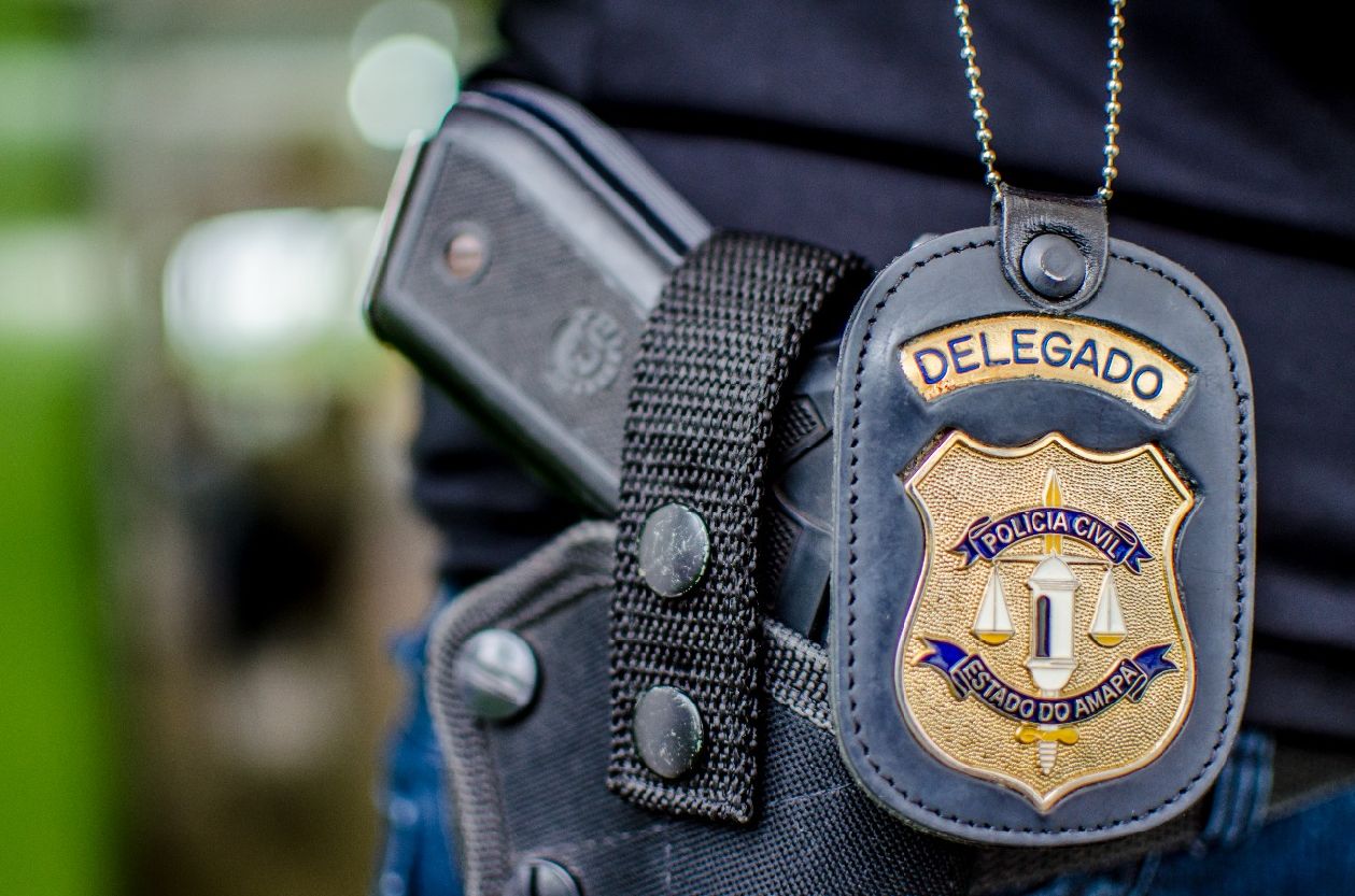 De acordo com o edital, nos dias 17 e 18 ocorre a prova para os cargos de agente e oficial de polícia. Já os dias 19 e 20 são reservados aos classificados para o cargo de delegado
