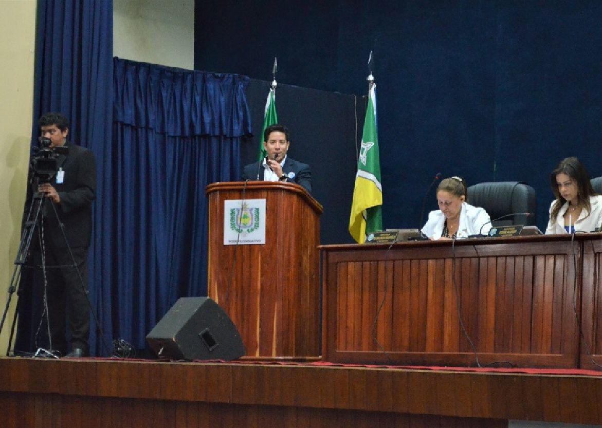 Secretário de Ciência e Tecnologia, Rafael Pontes, falou dos benefícios do Marco Legal durante a sessão que aprovou o projeto