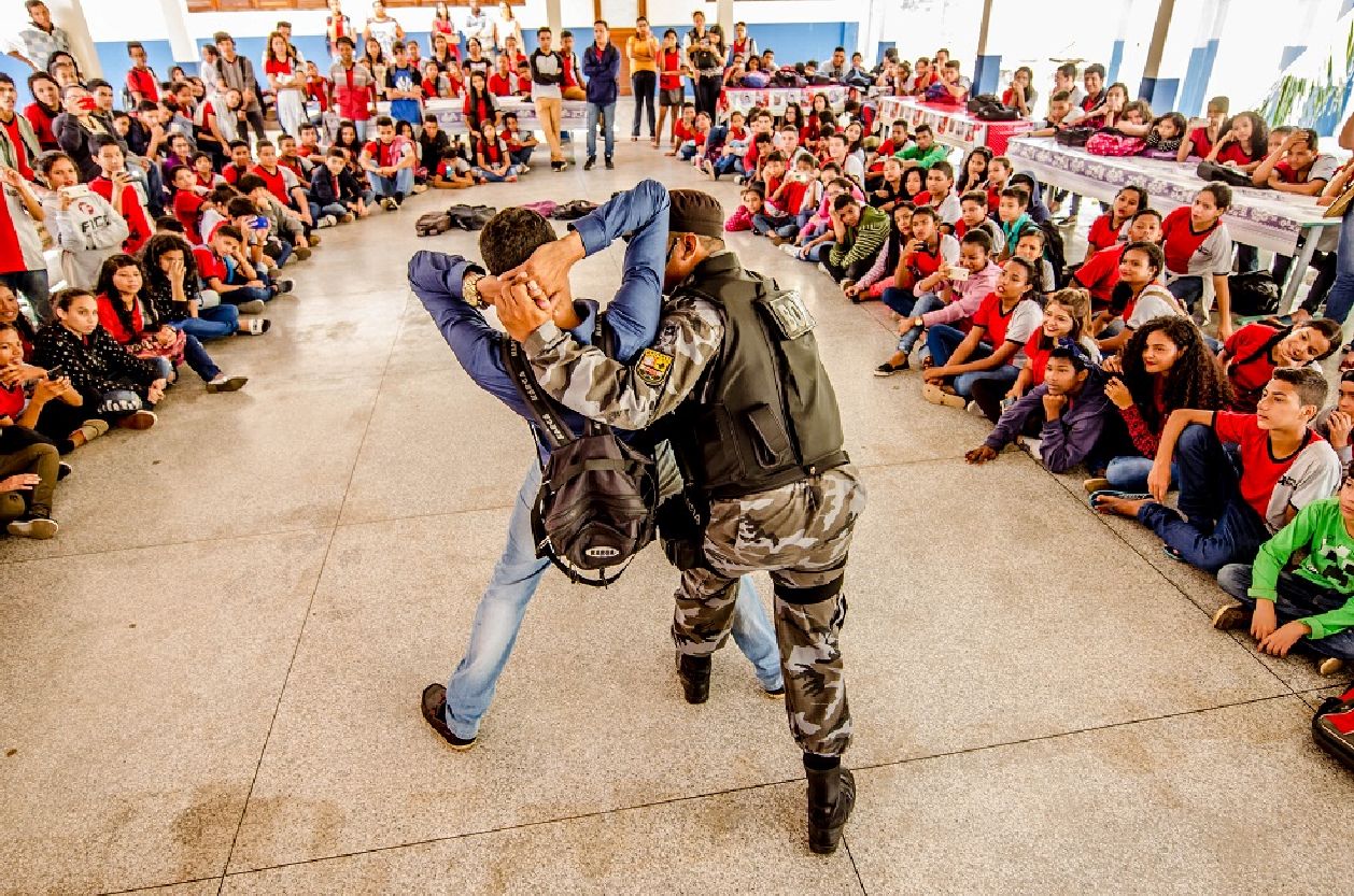 Em cada edição do projeto participam, em média, 100 alunos do ensino fundamental, médio e Educação de Jovens e Adultos
