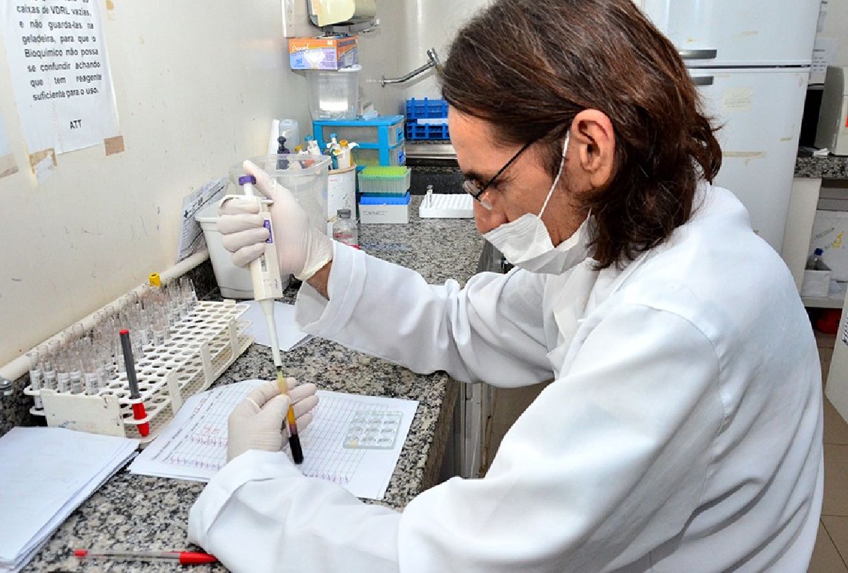 Exames são feitos na própria unidade, com resultado emitido em uma hora, dependendo da classificação do paciente