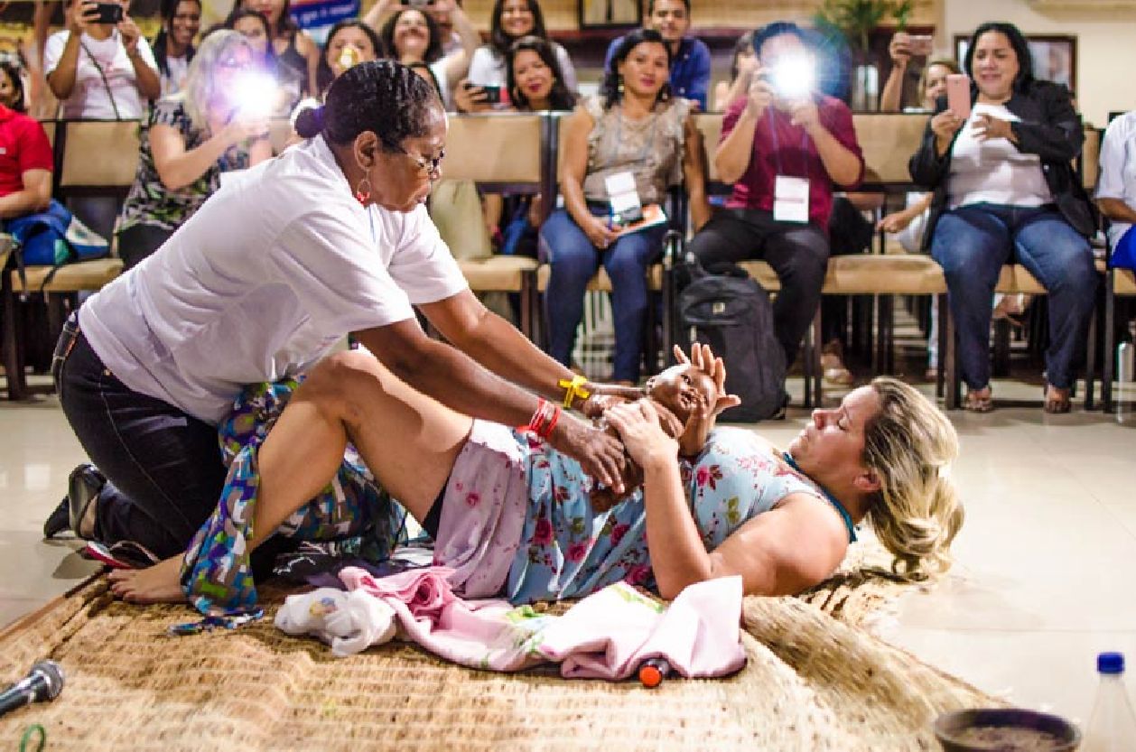 Parteiras contribuem com o “milagre da vida” e com o bem-estar de mulheres e crianças