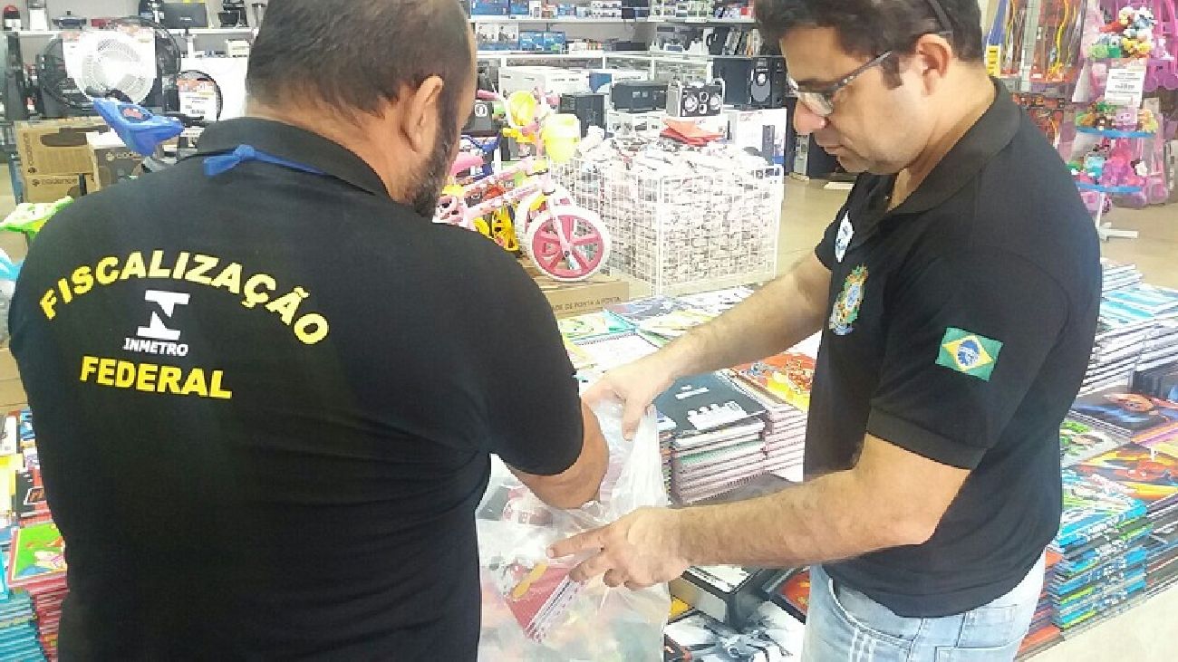 Fiscalização busca verificar se quantidade expressa nas embalagens confere com a mesma apresentada no produto.