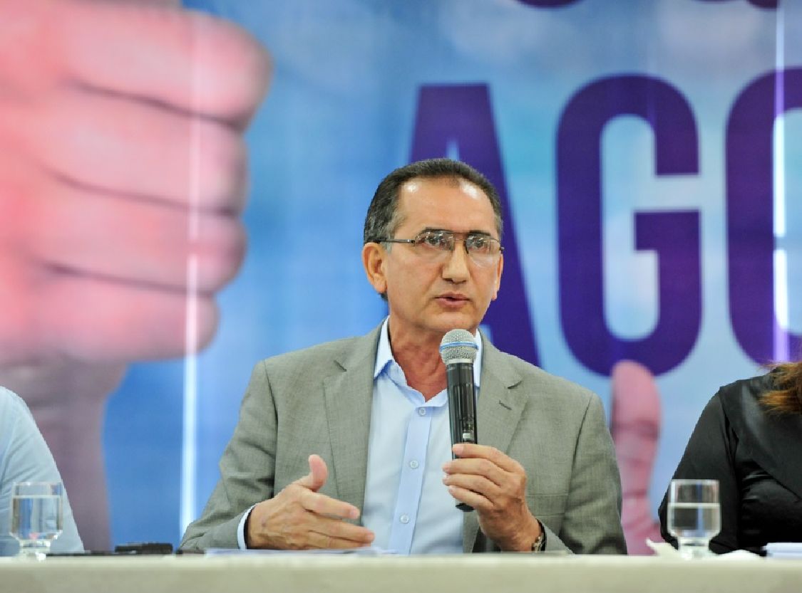 O governador Waldez Góes ressaltou a importância de debater com os segmentos sociais para o enfrentamento do déficit orçamentário.