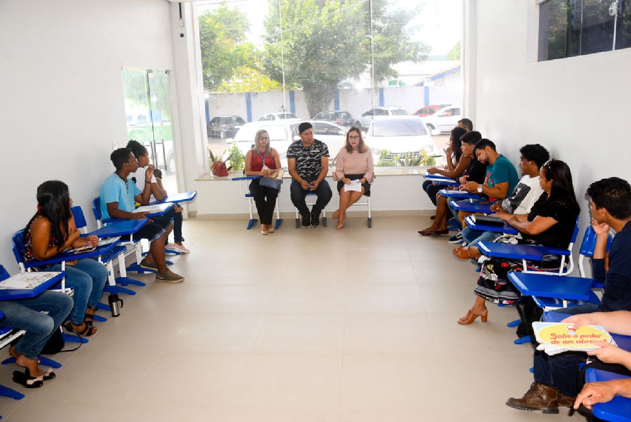 Treinamento está sendo realizado no Centro de Valorização da Educação (Cveduc), em Macapá