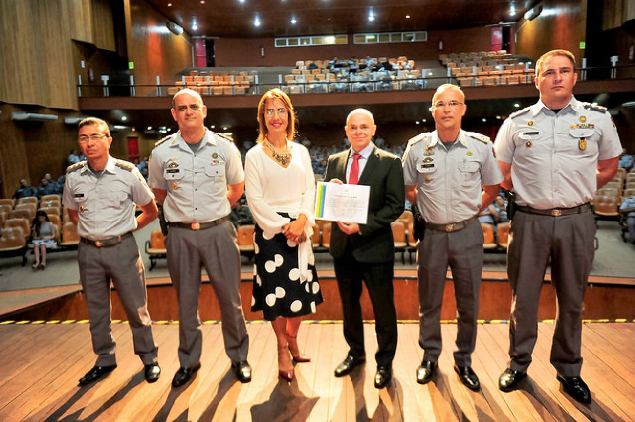 Solenidade ocorreu no Teatro das Bacabeiras. Primeira-dama Marília Góes representou o governador Waldez Góes no evento