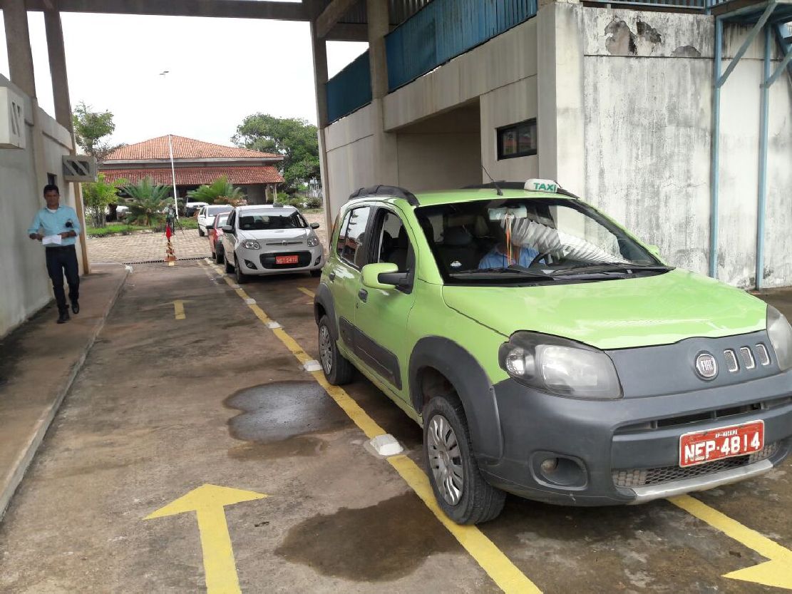 Além do taxímetro, as rodas dos veículos também serão fiscalizadas.