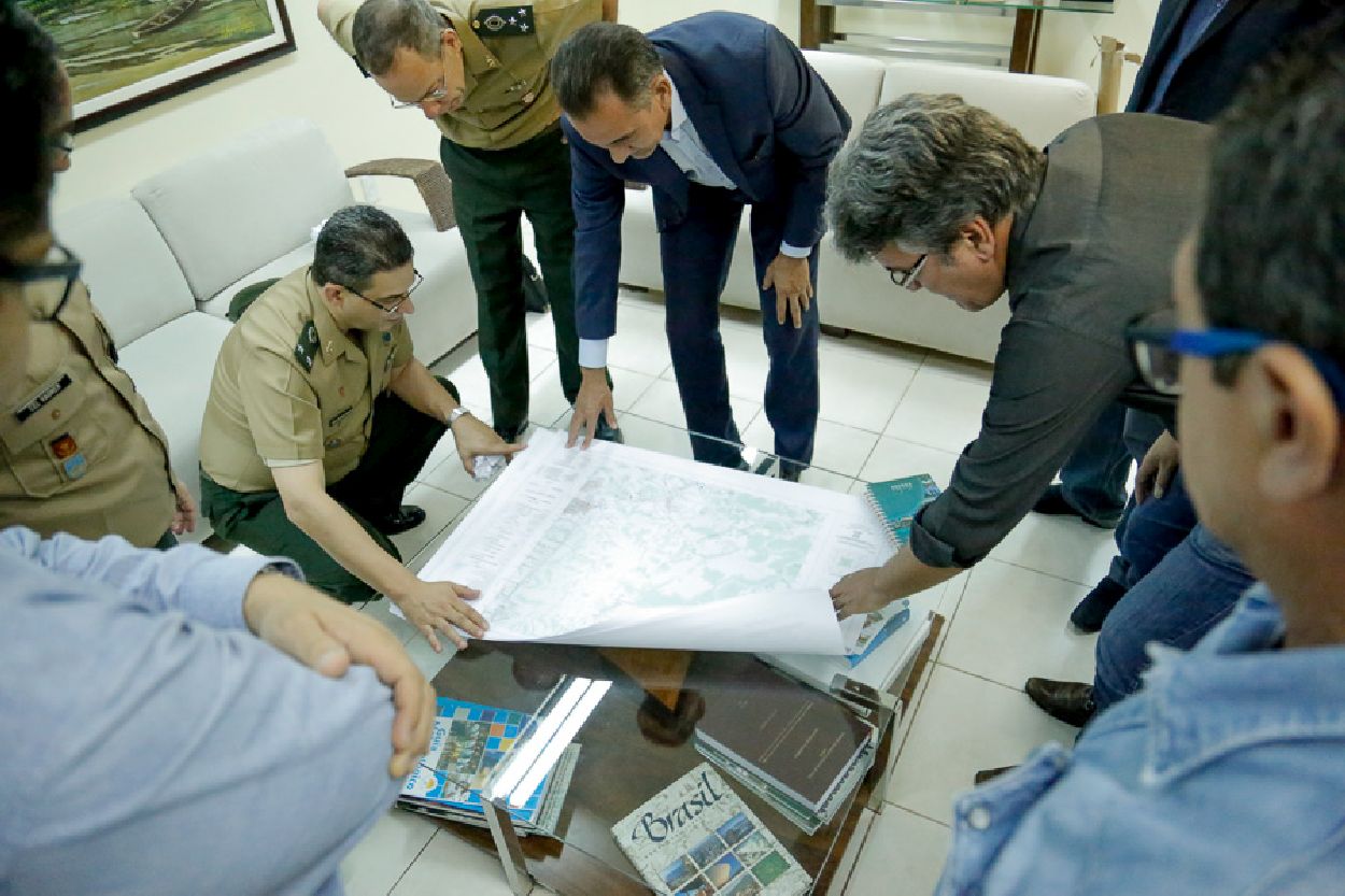 A entrega ocorreu nesta segunda-feira, 16, durante encontro entre equipes do Exército e GEA, no Palácio do Setentrião