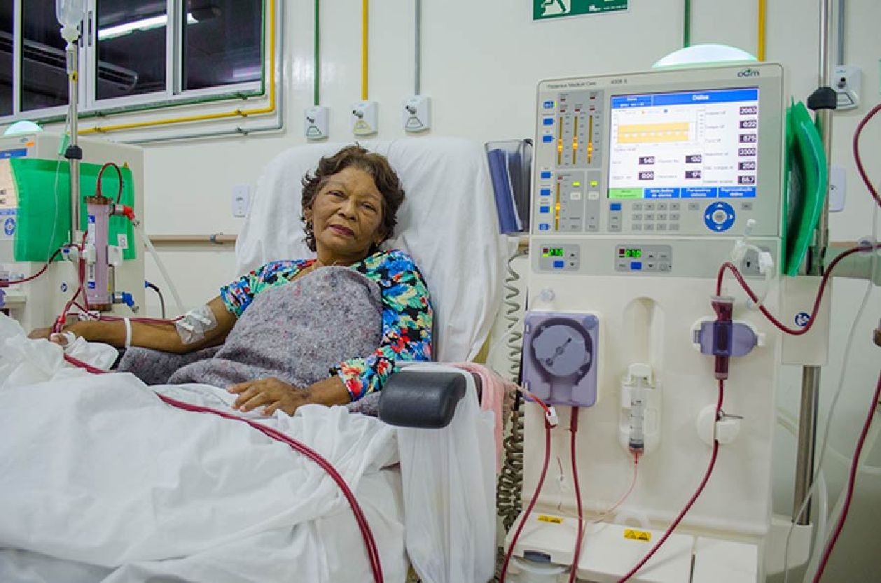 Desde que a Clínica da Vida inaugurou, Maria de Fátima realiza as sessões de hemodiálise na cidade onde mora