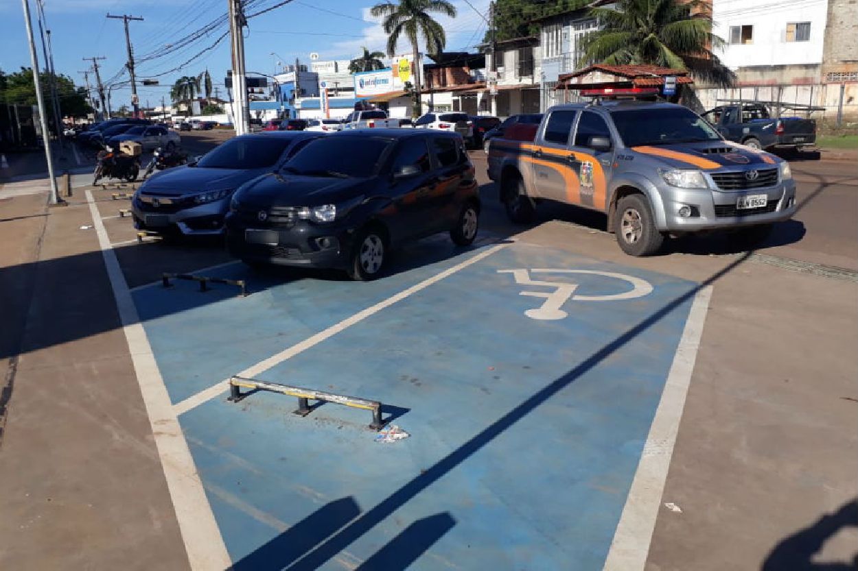 Fiscalizações acontecem especialmente em estacionamentos de estabelecimentos comerciais