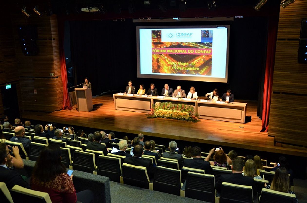 Aspecto do segundo dia de evento em Porto Alegre